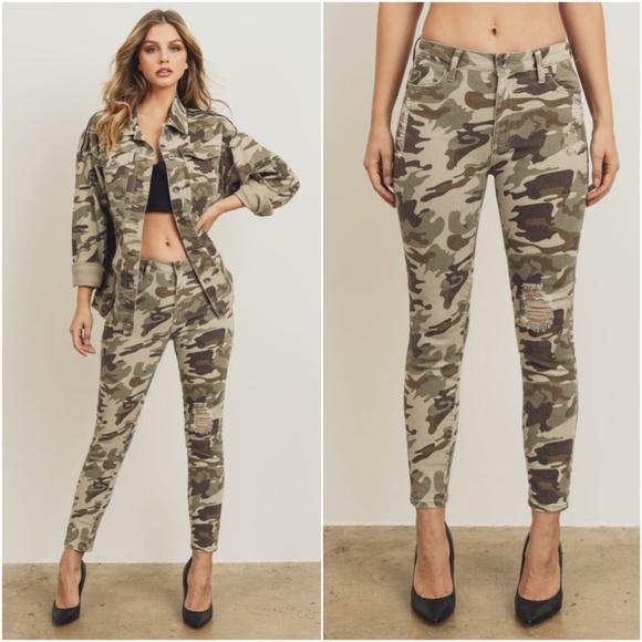 Kendall & Kylie Denim - 013 Kendall + Kylie high waist skinny Green Camo Jeans
